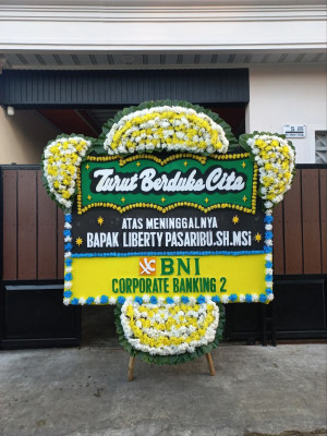 Papan Bunga Duka di Lok Tuan