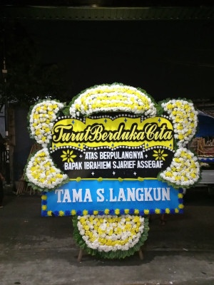 Papan Bunga Duka di Lok Tuan